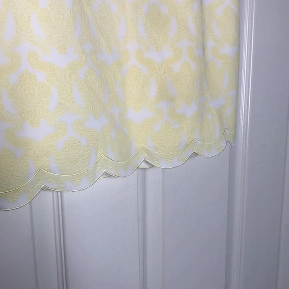 COLOR BLOCK Embossed Tulip Hem Skirt - Picture 3 of 11